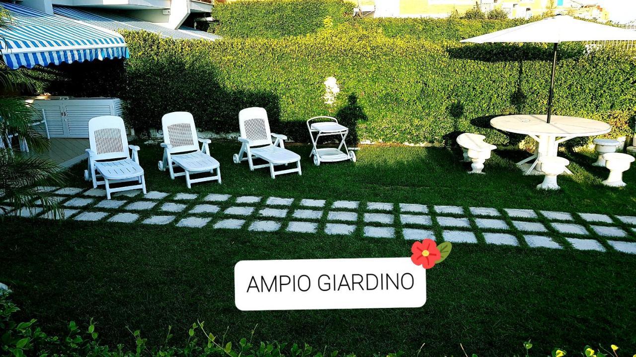 Casa Isa Villa Nettuno Exteriör bild